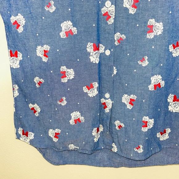 Disney 100% Cotton Blue Rose Minnie Mouse Button Down Shirt Medium Women’s - Picture 5 of 11